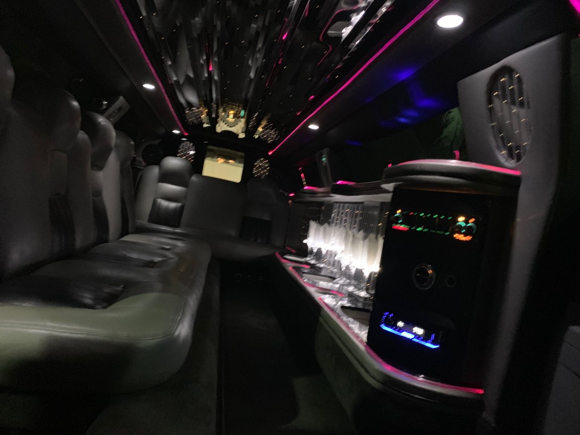 Limousine for Sale in Erie, PA - Photo 11