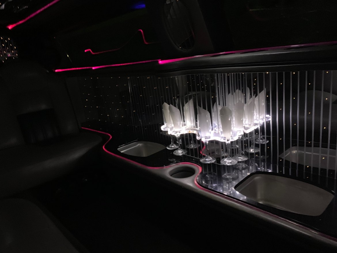 Limousine for Sale in Erie, PA - Photo 13