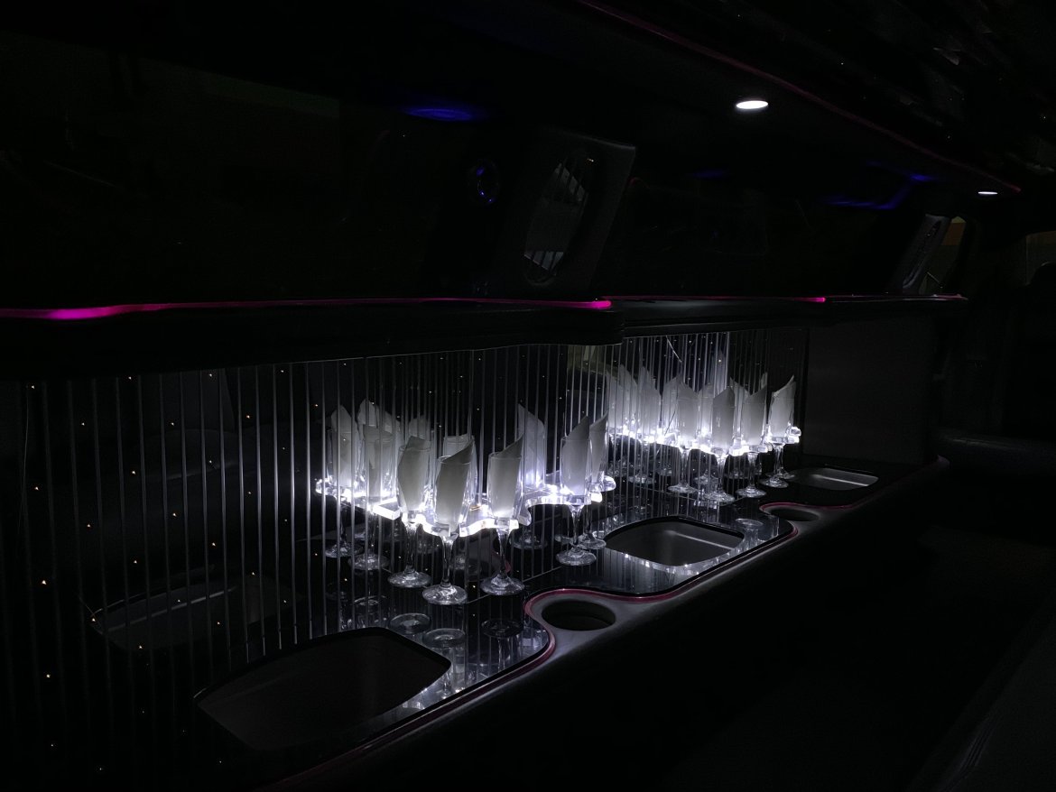 Limousine for Sale in Erie, PA - Photo 14