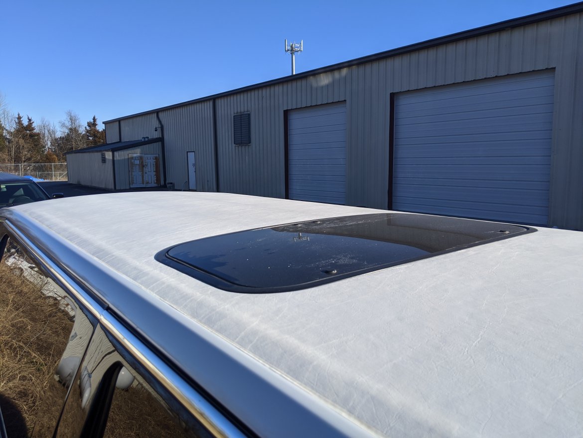 Limousine for Sale in springfield, MO - Photo 4