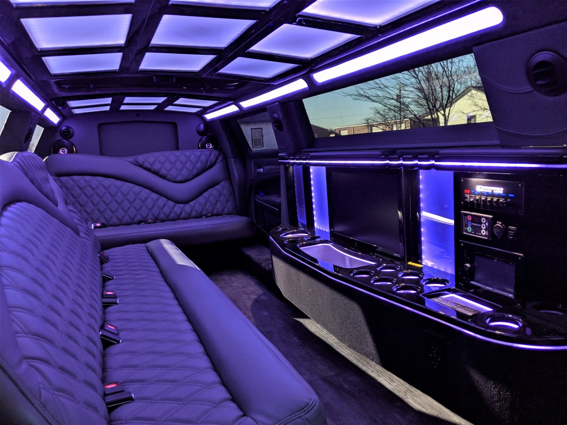 Limousine for Sale in springfield, MO - Photo 5
