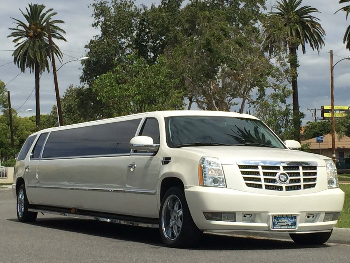 SUV Stretch for sale: 2007 Cadillac Escalade 200-in stretch by Royal Coach by Victor
