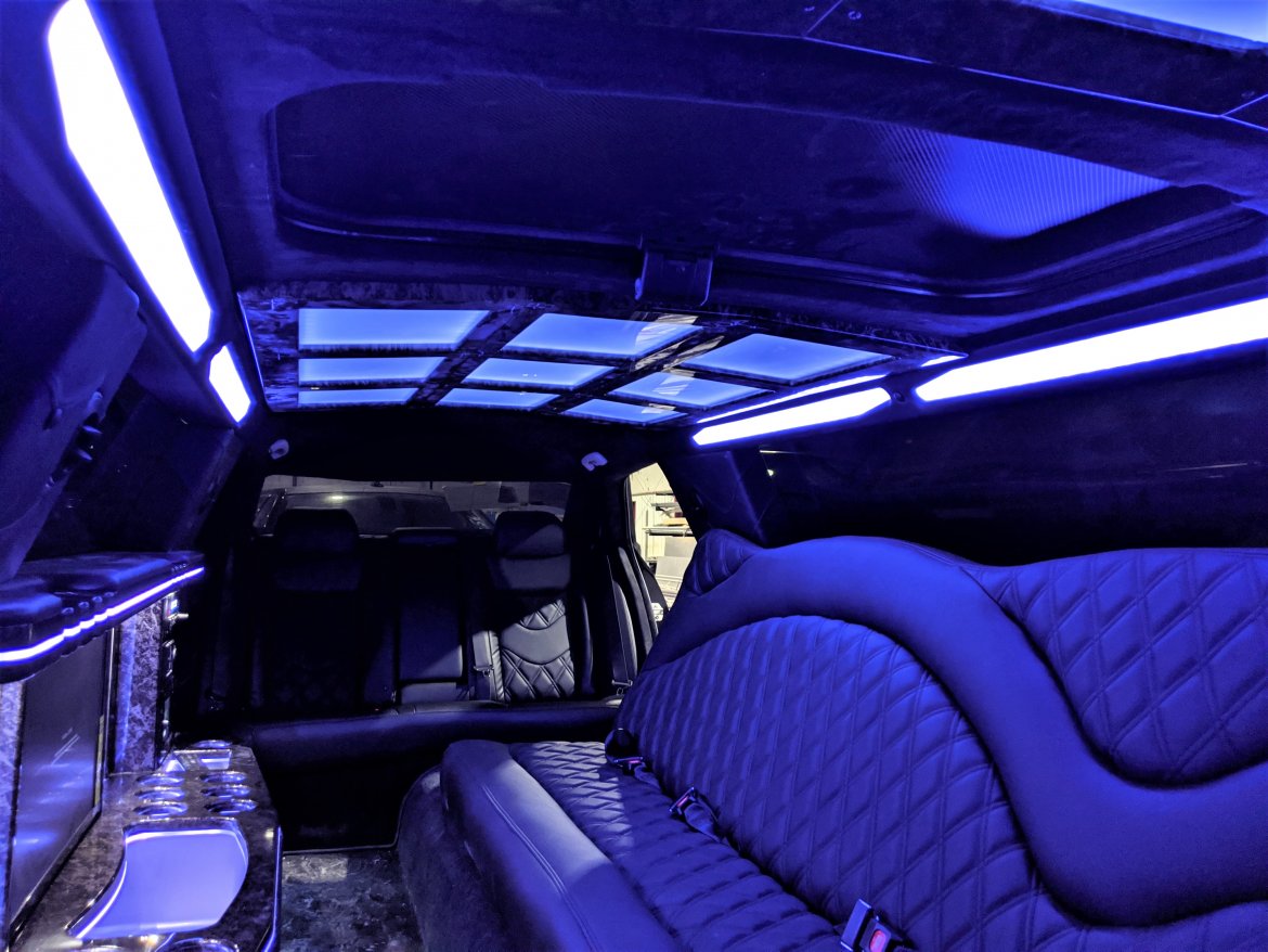 Limousine for Sale in springfield, MO - Photo 3