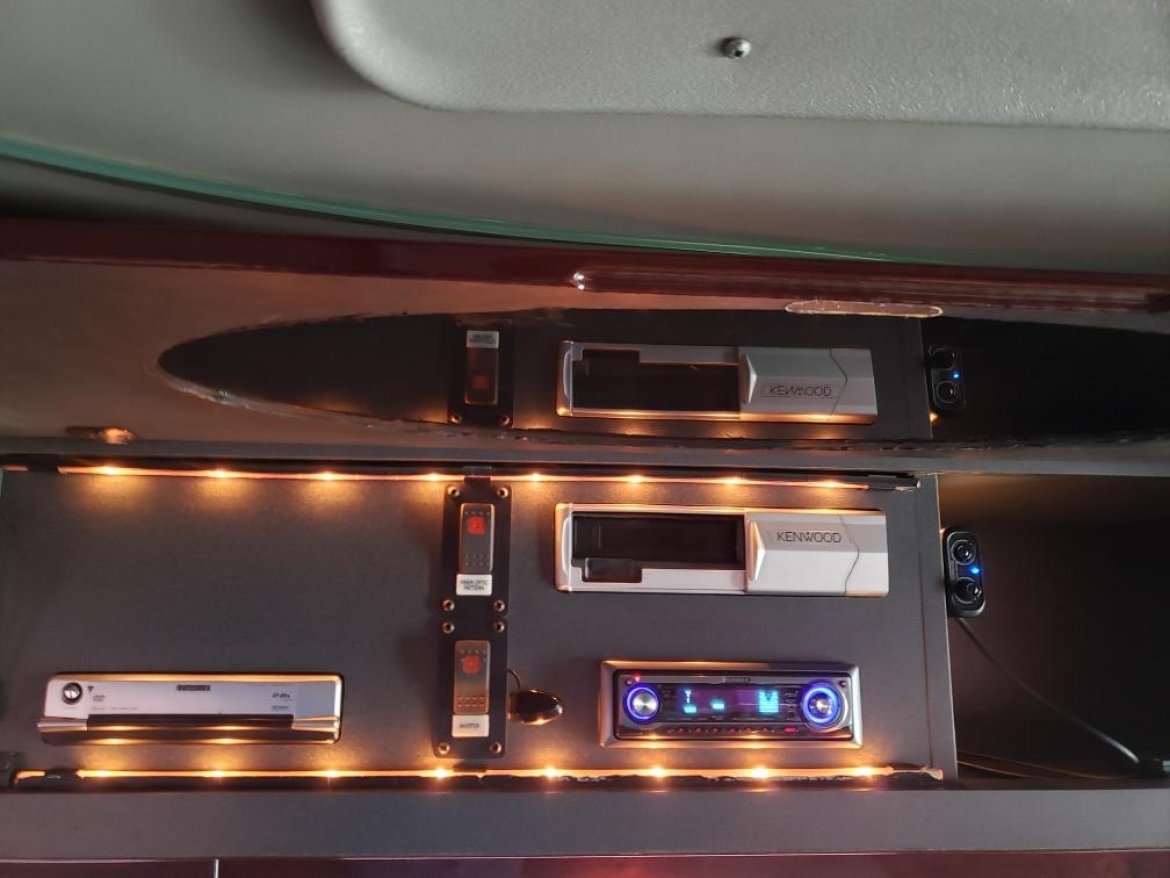 Limo Bus for Sale in Fontana, CA - Photo 5