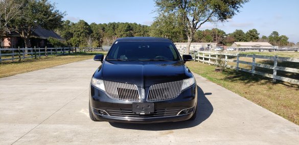 2014 Lincoln MKT Limousine for Sale in Houston, TX - Photo 2