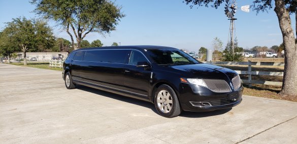 2014 Lincoln MKT Limousine for Sale in Houston, TX - Main Photo