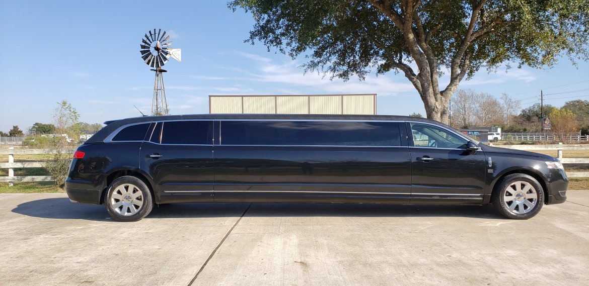 Limousine for Sale in Houston, TX - Photo 5
