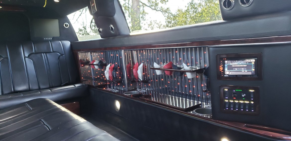 Limousine for Sale in Houston, TX - Photo 14
