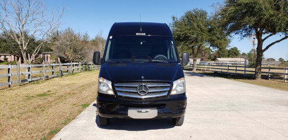 2014 Mercedes-Benz Sprinter 3500 170" EXT Sprinter for Sale in Houston, TX - Photo 2