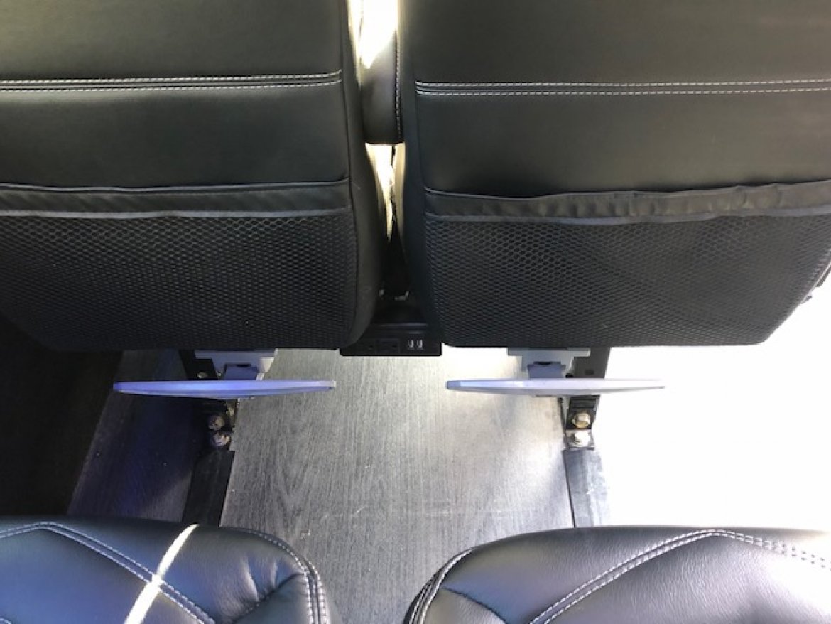 Executive Shuttle for Sale in Riverside, CA - Photo 15