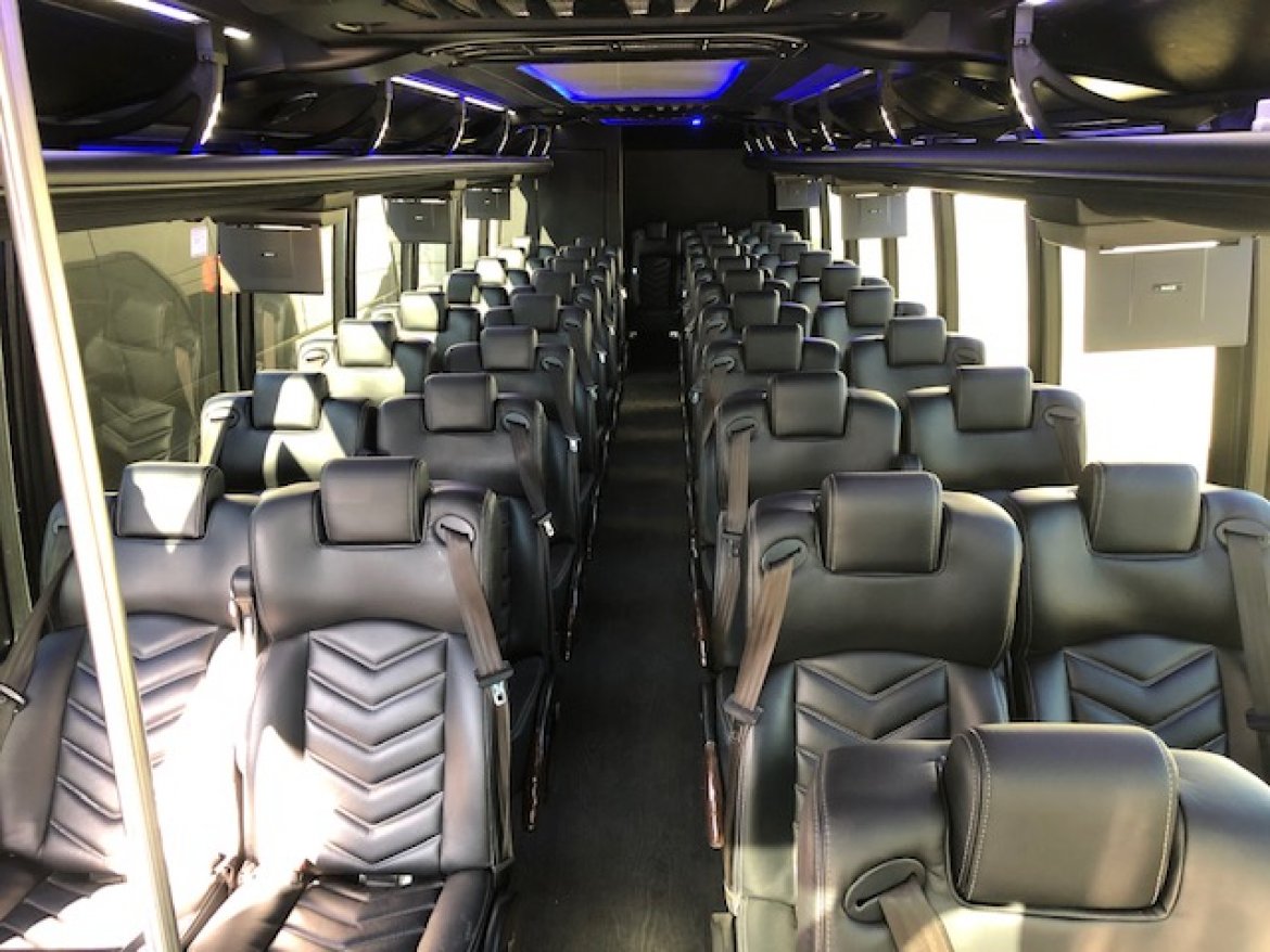 Executive Shuttle for Sale in Riverside, CA - Photo 28