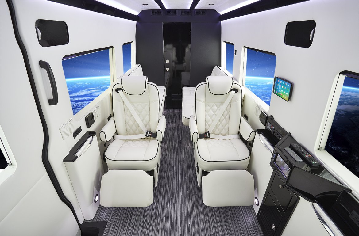 Sprinter for Sale in San Antonio, TX - Photo 9