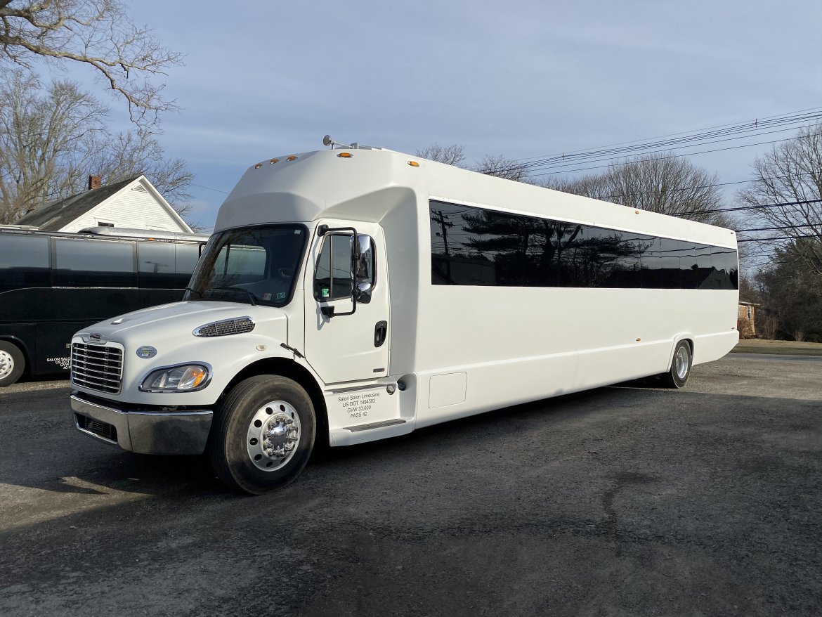 Shuttle Bus for Sale in Weatport, MA - Photo 3