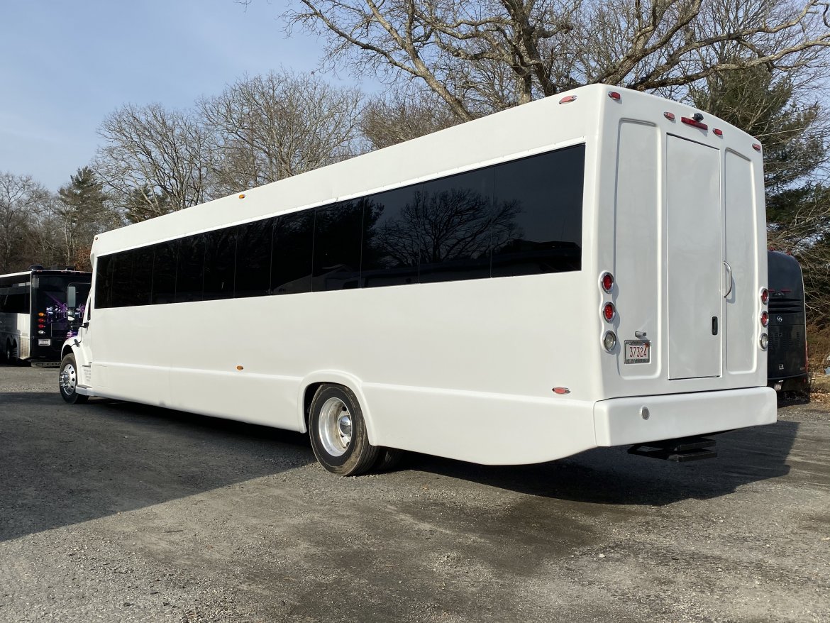 Shuttle Bus for Sale in Weatport, MA - Photo 4