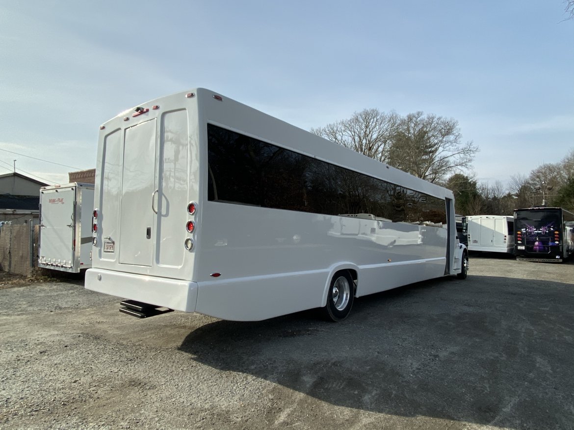 Shuttle Bus for Sale in Weatport, MA - Photo 5