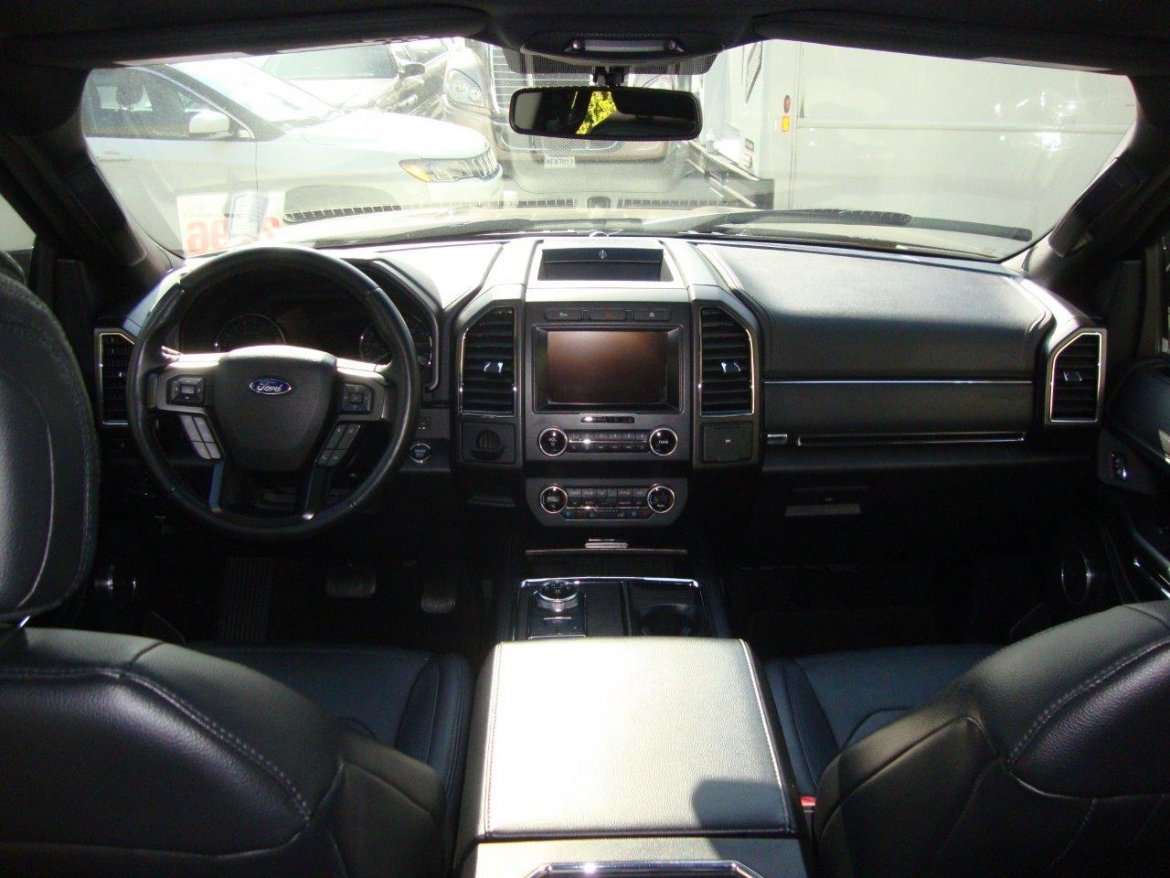 SUV for Sale in Carson, CA - Photo 13