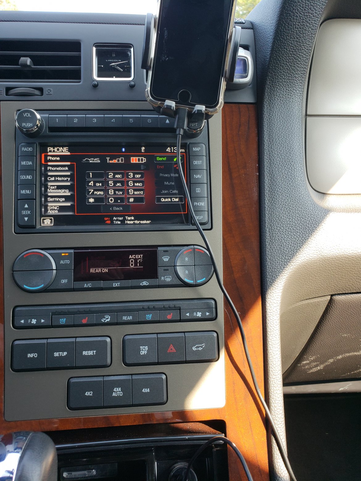 CEO SUV Mobile Office for Sale in East Islip, NY - Photo 11
