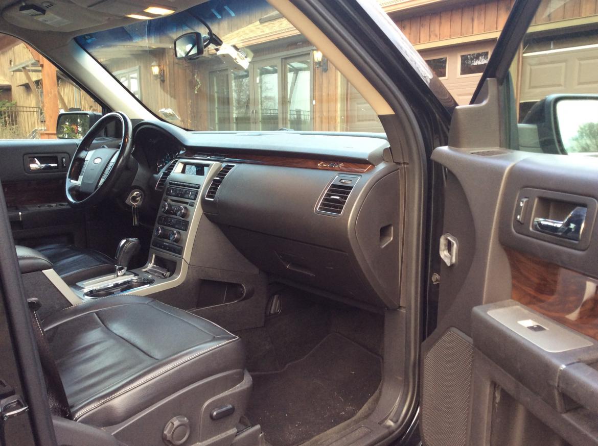 Photo of SUV for sale: 2011 Ford Flex