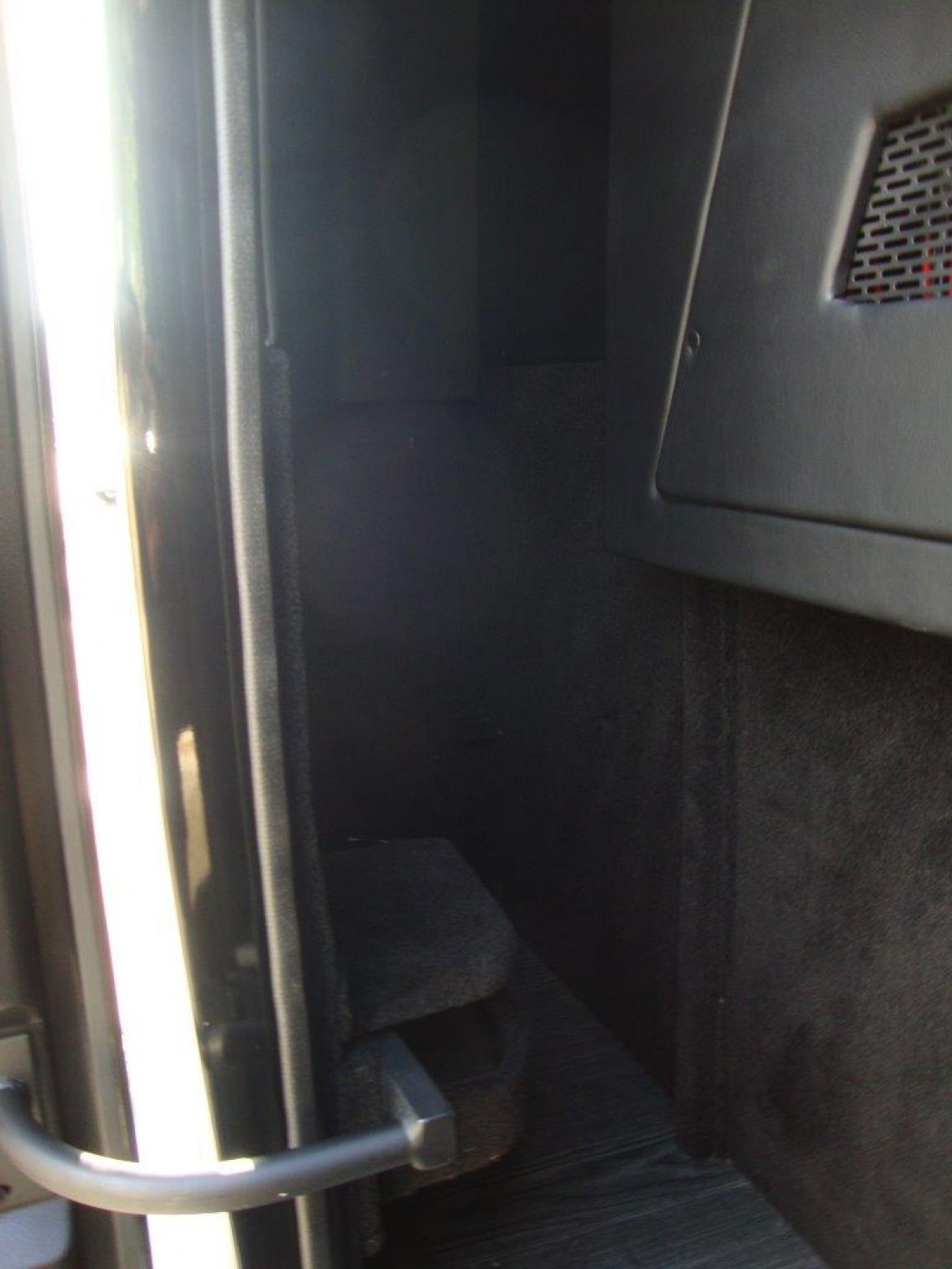 Limo Bus for Sale in Carson, CA - Photo 9