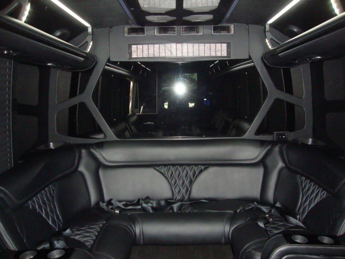 Limo Bus for Sale in Carson, CA - Photo 18
