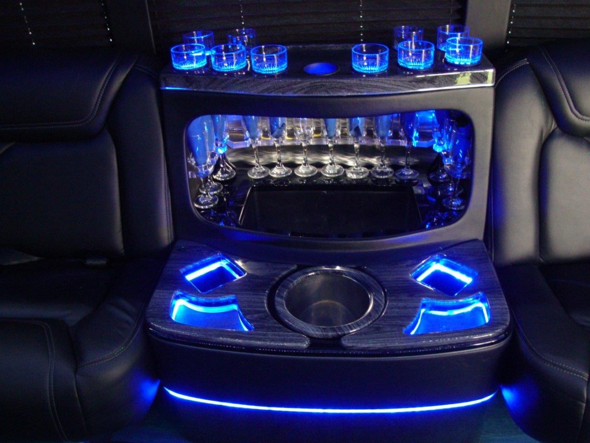 Limo Bus for Sale in Carson, CA - Photo 24