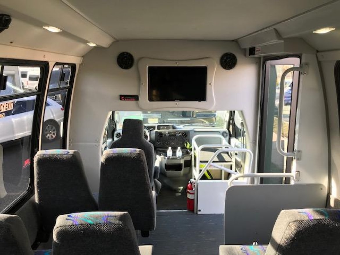 Shuttle Bus for Sale in Oaklyn, NJ - Photo 10