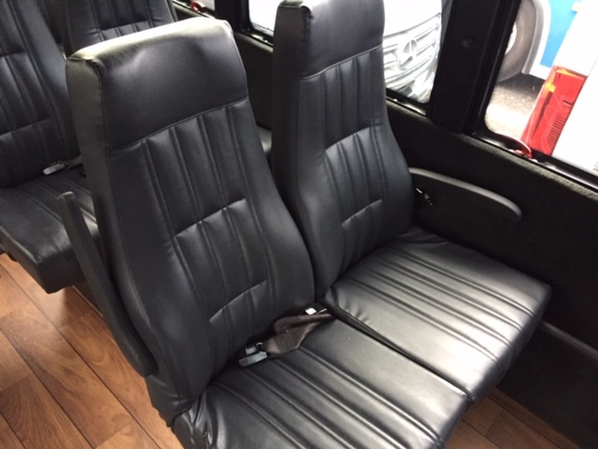 Executive Shuttle for Sale in Oaklyn, NJ - Photo 4