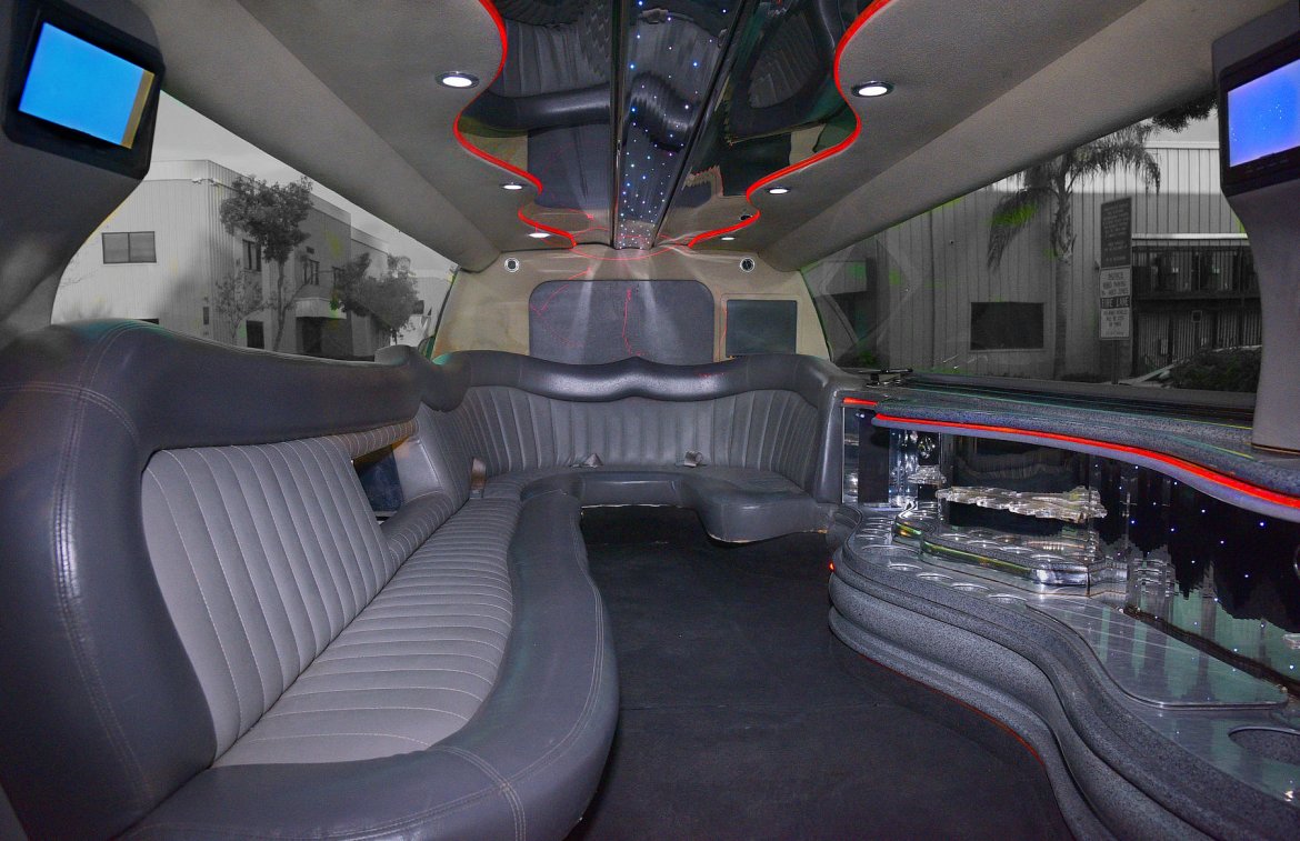 Limousine for Sale in Fontana, CA - Photo 12