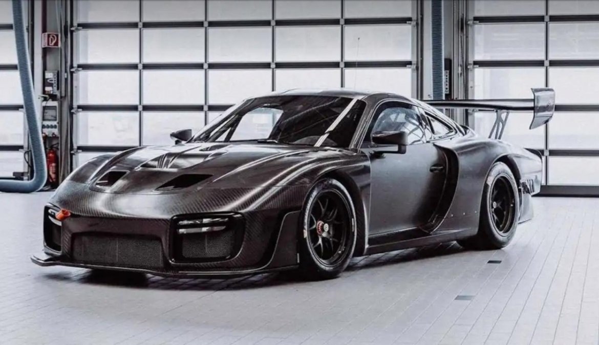 Exotic for sale: 2020 Porsche 935 by Porsche
