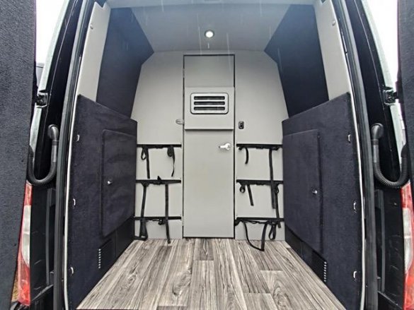 2019 Mercedes-Benz 3500 Super Single Sprinter for Sale in Oaklyn, NJ - Photo 2