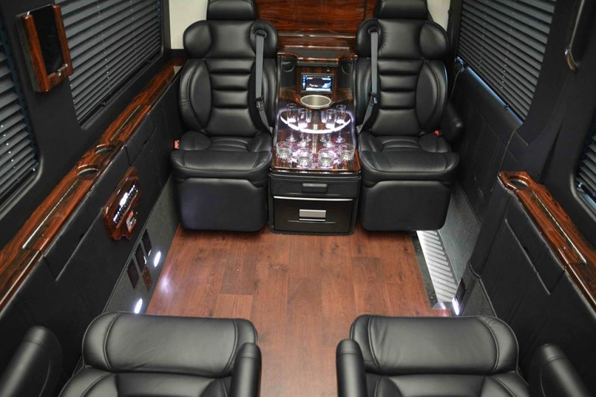 Sprinter for Sale in Austin, TX - Photo 2