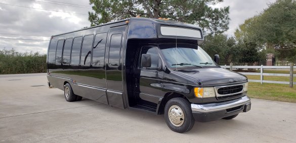 1998 Ford E450 Limo Bus for Sale in Houston, TX - Main Photo