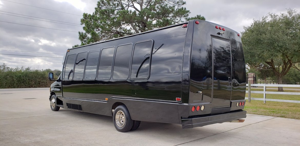 Limo Bus for Sale in Houston, TX - Photo 6