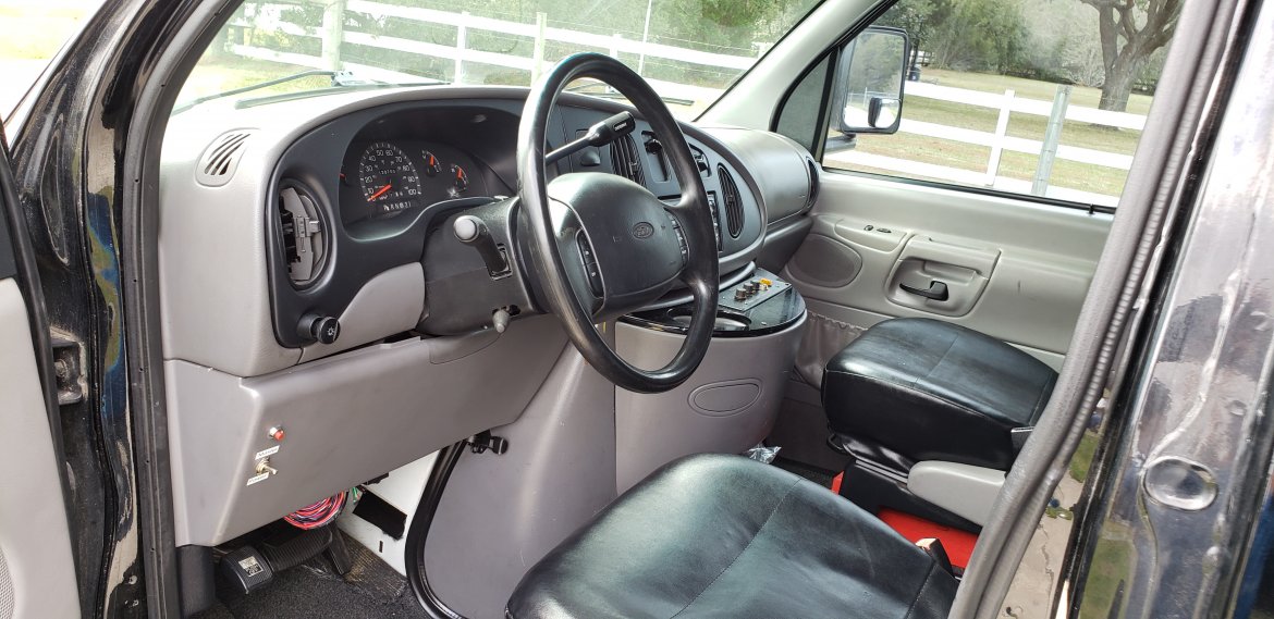 Limo Bus for Sale in Houston, TX - Photo 9