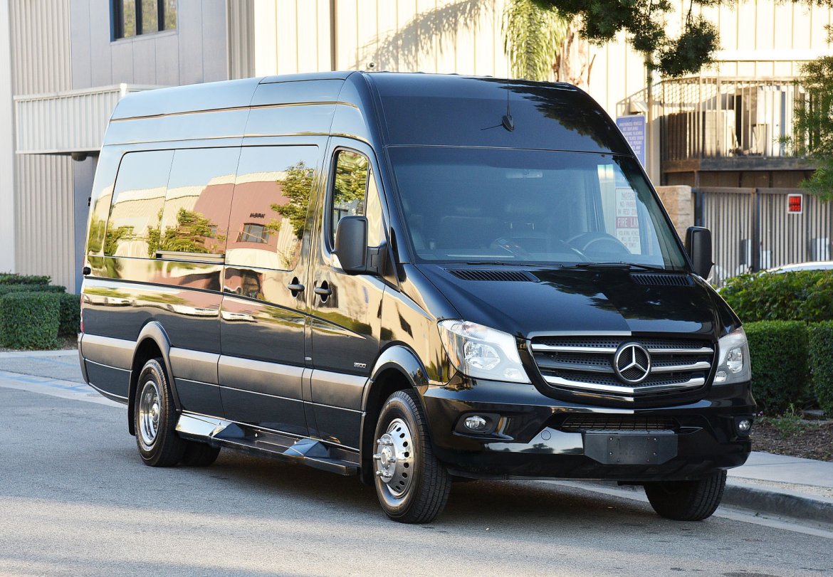 Sprinter for Sale in Fontana, CA - Main Photo