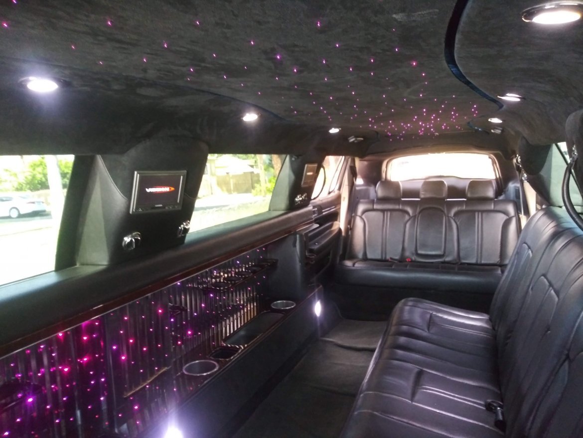 Limousine for Sale in Los Angeles, CA - Photo 3