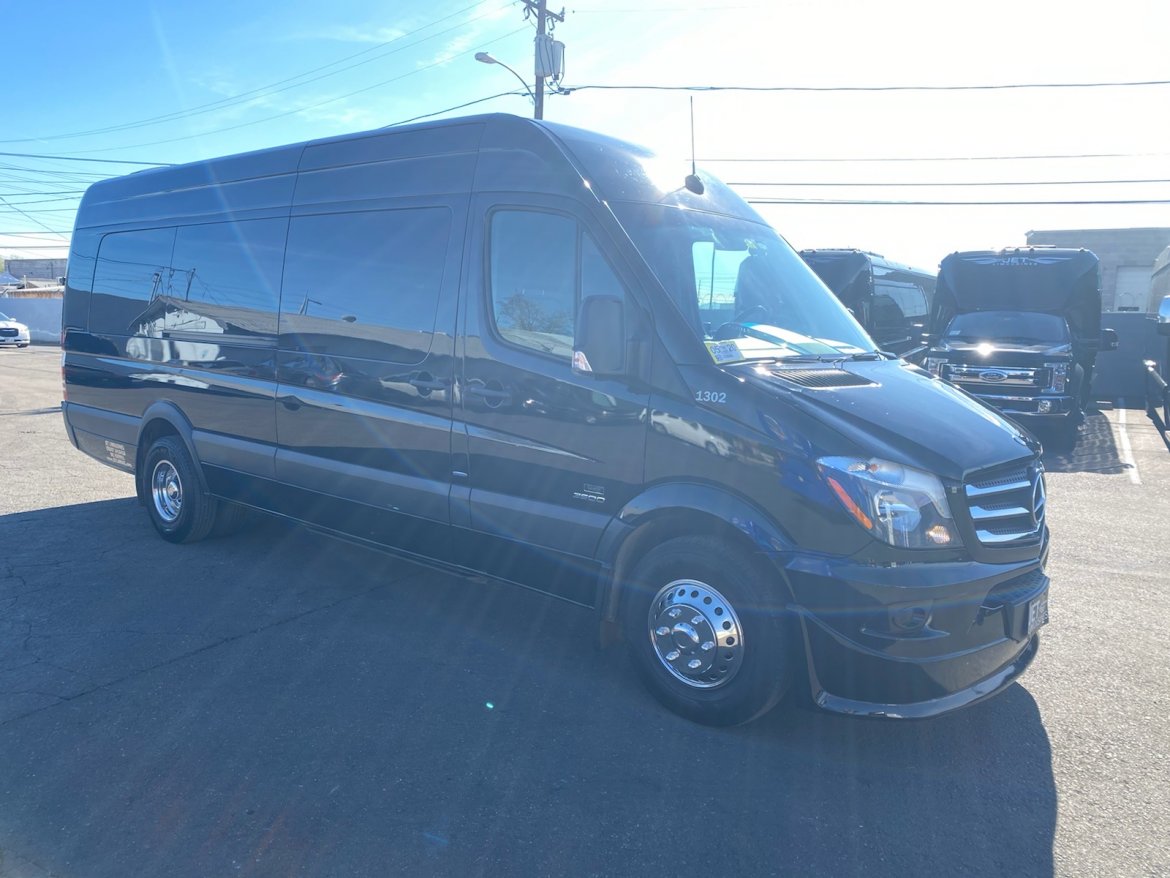 2016 Grech Motors Mercedes-Benz 170-Corporate Edition Sprinter - Photo 2