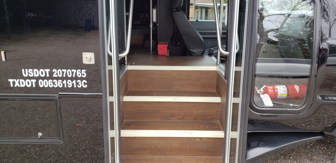 Shuttle Bus for Sale in Houston, TX - Photo 15