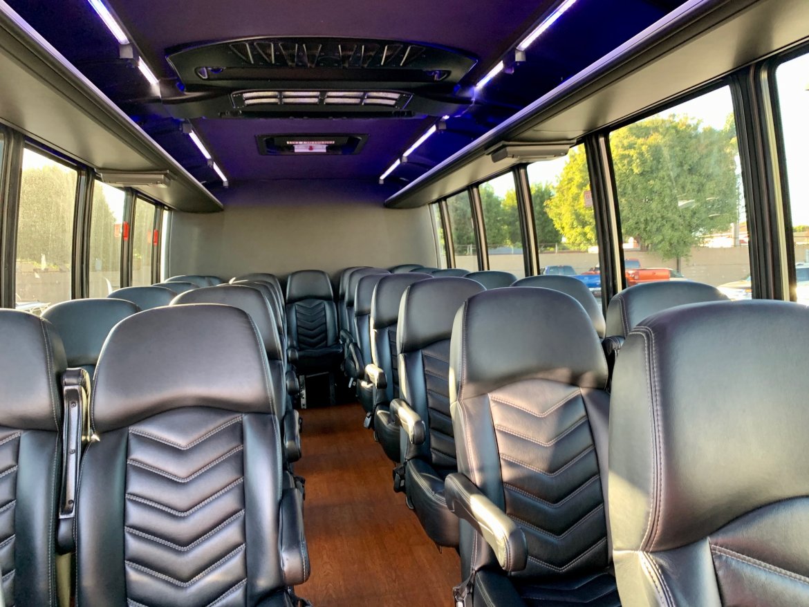 Executive Shuttle for Sale in Riverside, CA - Photo 10