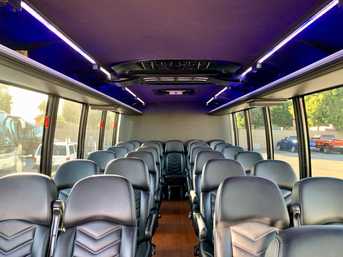 Executive Shuttle for Sale in Riverside, CA - Photo 11