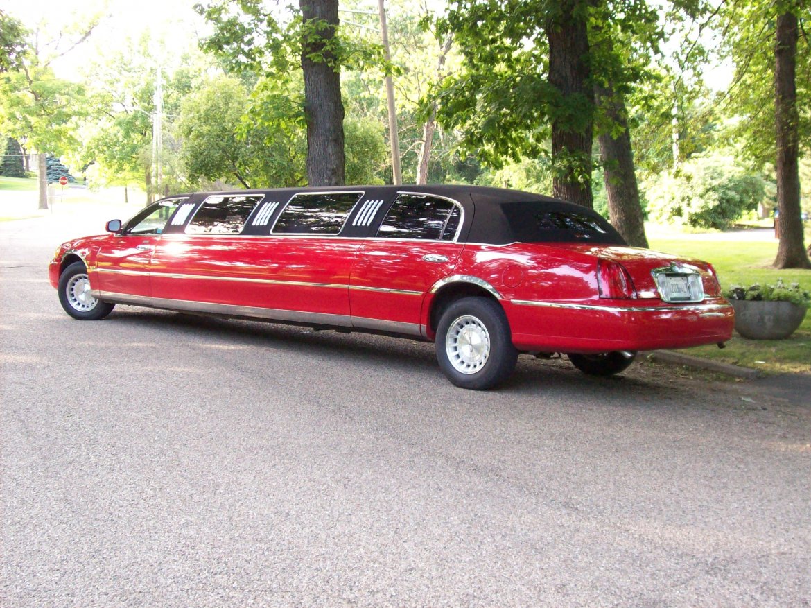 Limousine for Sale in Alexis, IL - Photo 6