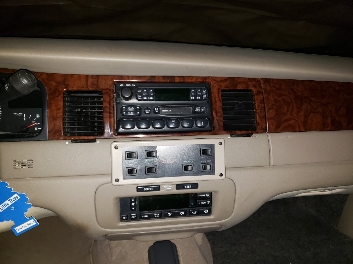 Limousine for Sale in Alexis, IL - Photo 11
