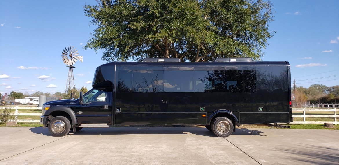 Shuttle Bus for Sale in Houston, TX - Photo 4