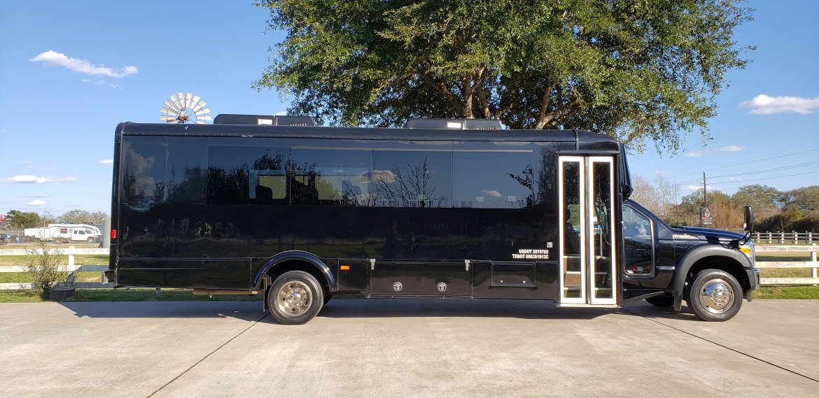 Shuttle Bus for Sale in Houston, TX - Photo 5