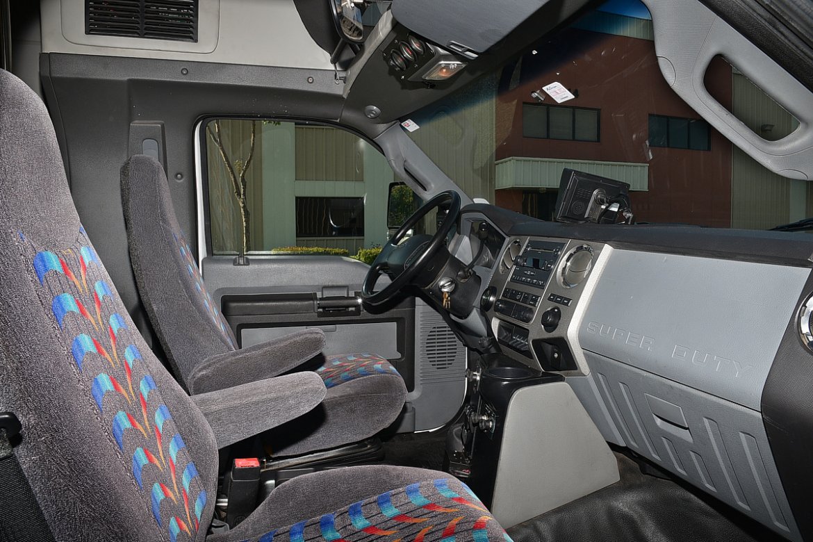 Shuttle Bus for Sale in Fontana, CA - Photo 10