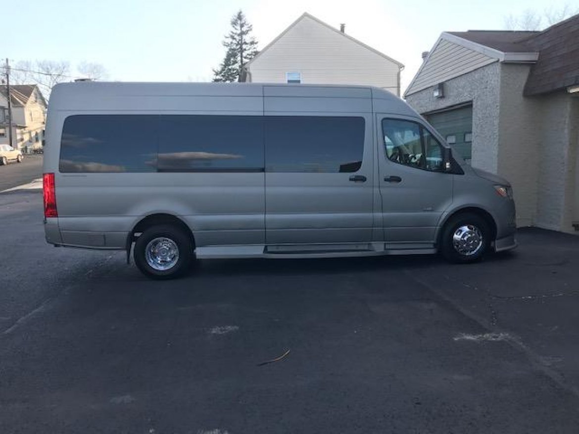 Sprinter for Sale in Oaklyn, NJ - Photo 9