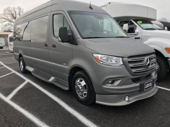 2019 Mercedes-Benz 170" 3500 Sprinter for Sale in Oaklyn, NJ - Photo 3