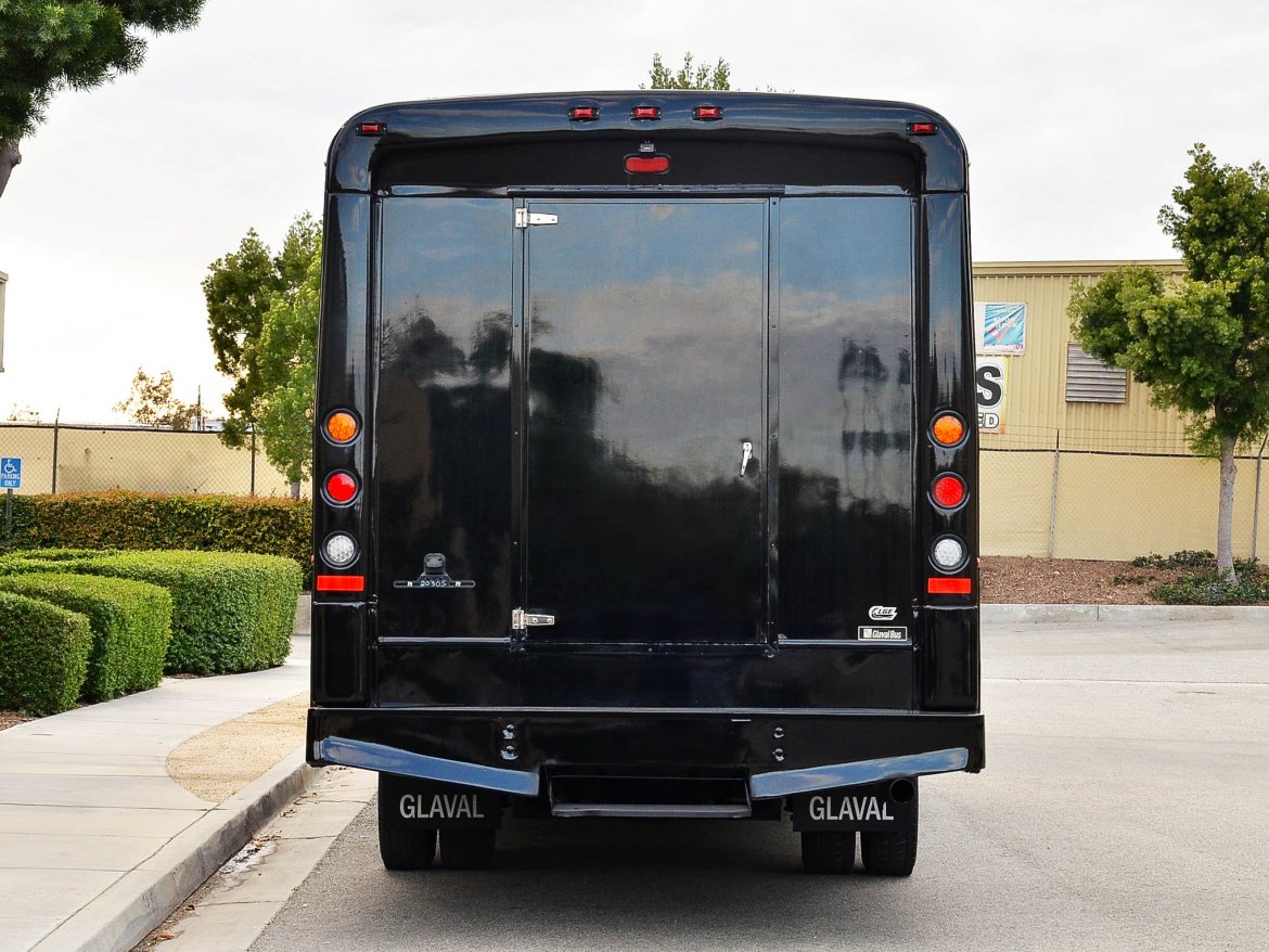 Limo Bus for Sale in Fontana, CA - Photo 2