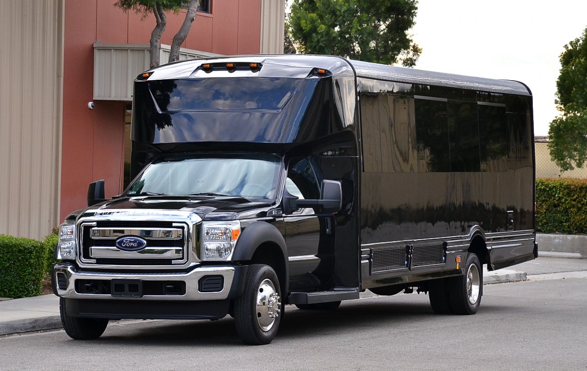 Limo Bus for Sale in Fontana, CA - Photo 7