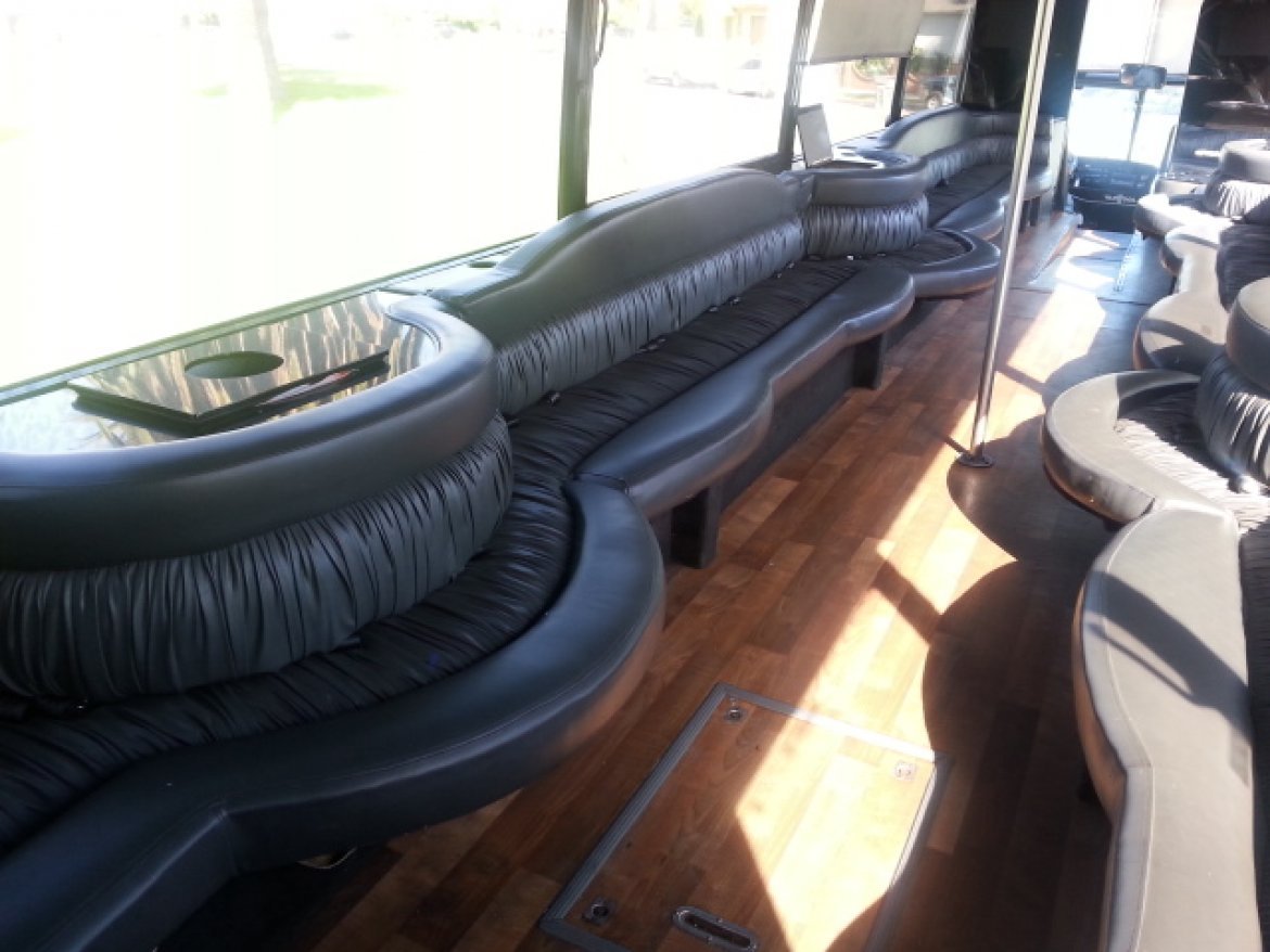 Limo Bus for Sale in los angeles, CA - Photo 6